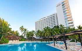 Park Royal Beach Ixtapa