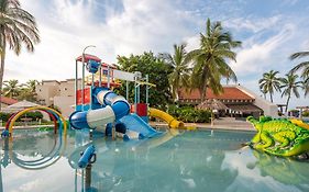 Park Royal Beach Ixtapa